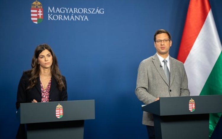 Gulyás: még bőven vannak kapacitások az egészségügyben