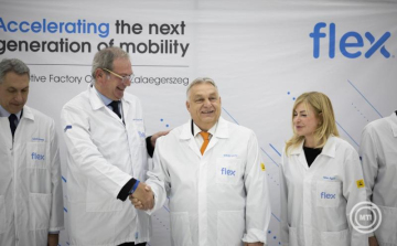 Orbán Viktor: Magyarország nemzeti, jobboldali kormánya garantálja a békét, a stabil iparpolitikát és a stabil adórendszert