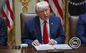 Ukrajnai háború - Háromnapos tűzszünetet jelentett be Trump Ukrajna és Oroszország között