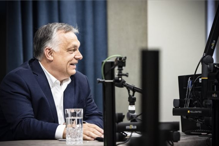 Orbán: a kormány lehetővé teszi a harmadik oltás fölvételét