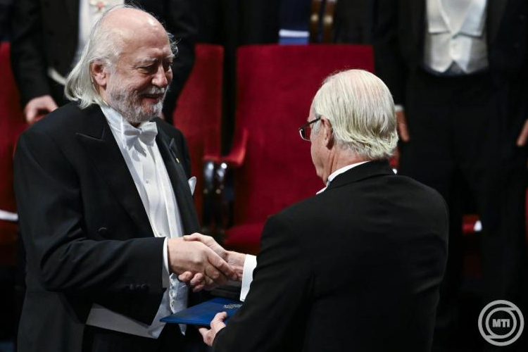 Nobel-díj - Krasznahorkai László átvette az irodalmi Nobel-díjat