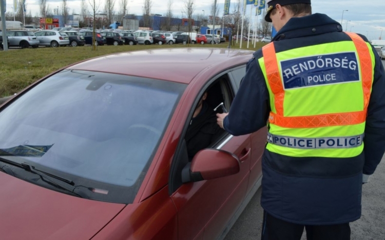 Több megyében fokozott ellenőrzést rendelt el a rendőrség